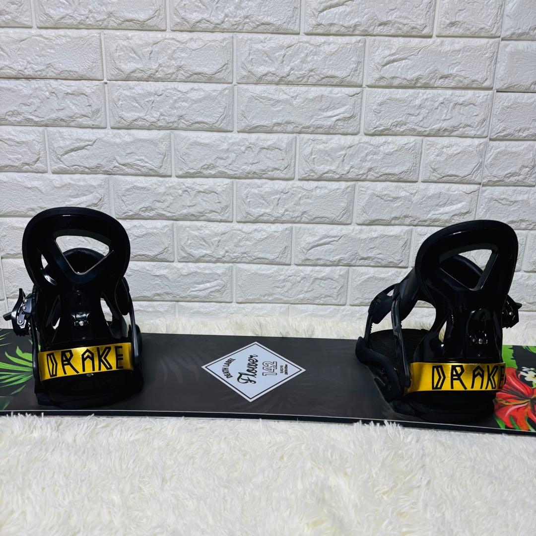 【レディース２点】Death Label Flower 142 × DRAKE