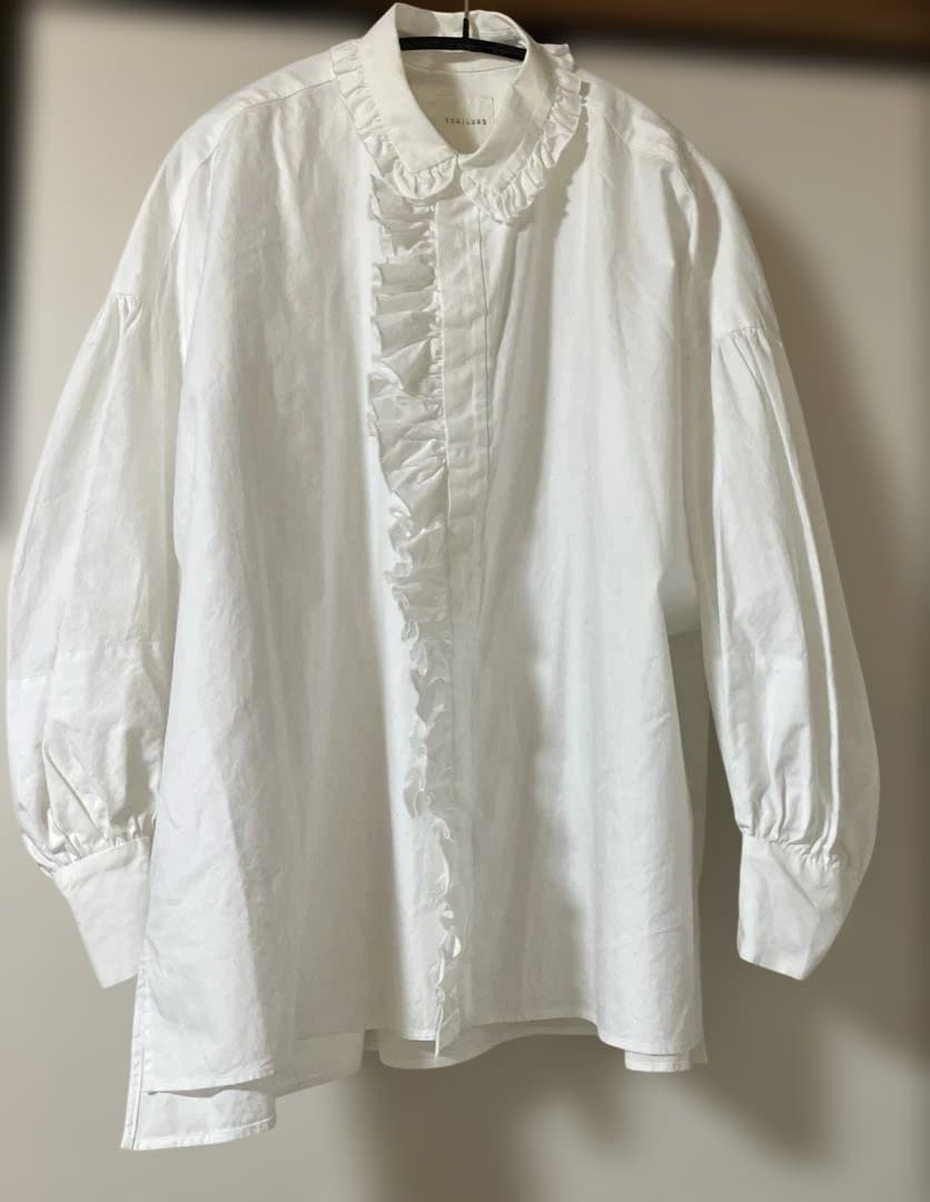 トゥジューtoujoursビショップスリーブフリルシャツ1