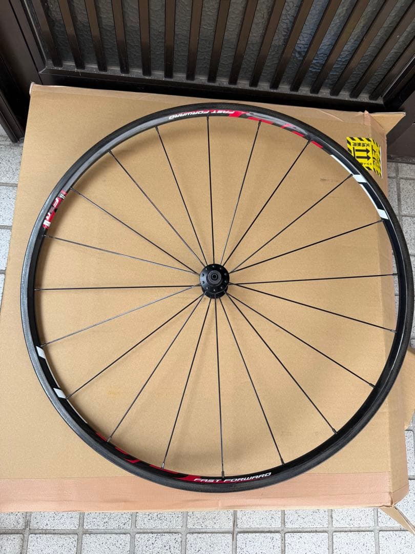 超軽量1180g FFWD f2R カーボンホイール