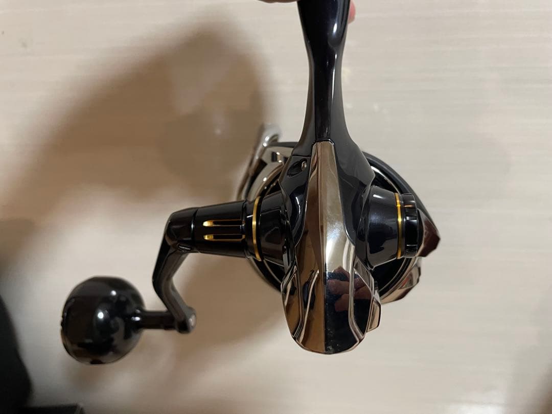 19 STELLA SW 8000HG スピニングリール