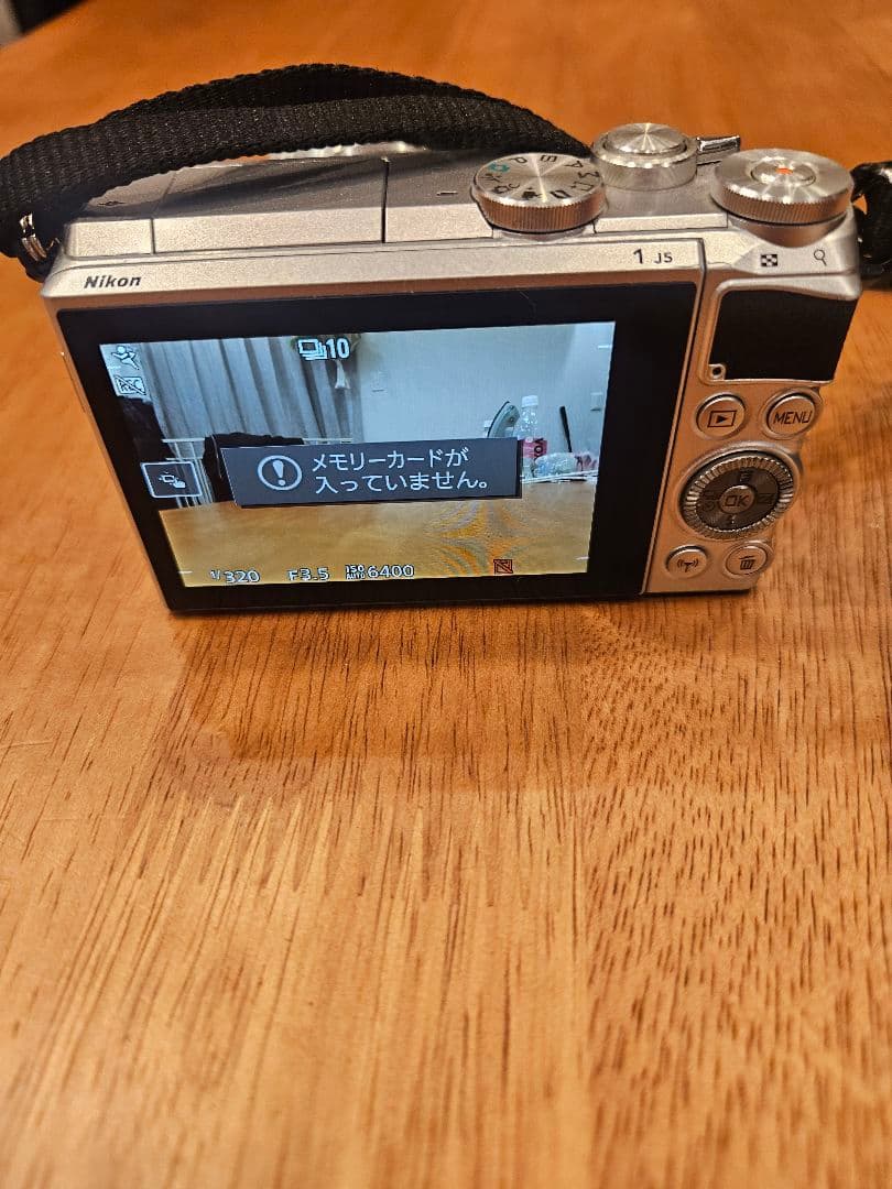 Nikon 1 J5 シルバー 10-30mm VR レンズキット 動作確認済み