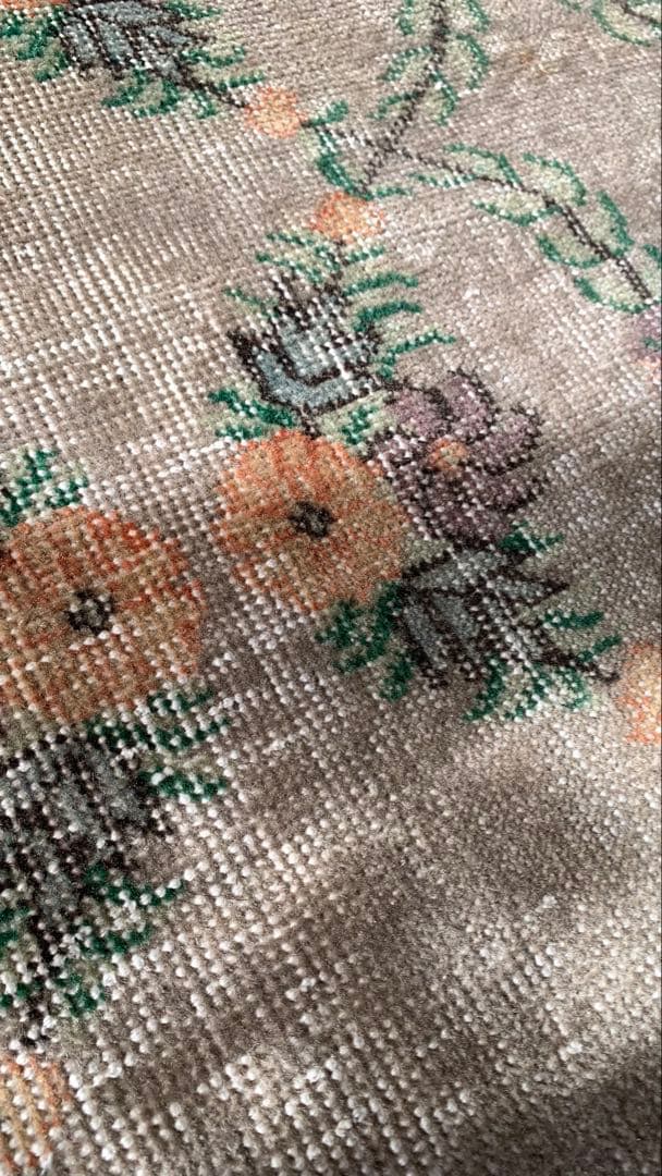 152×263 \"Snuggle whisper” ViNTAGE RUG