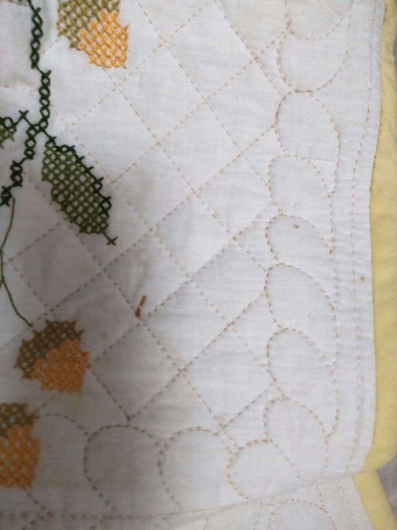 フランスアンティーク どんぐり ヴィンテージ クロスステッチ キルティング