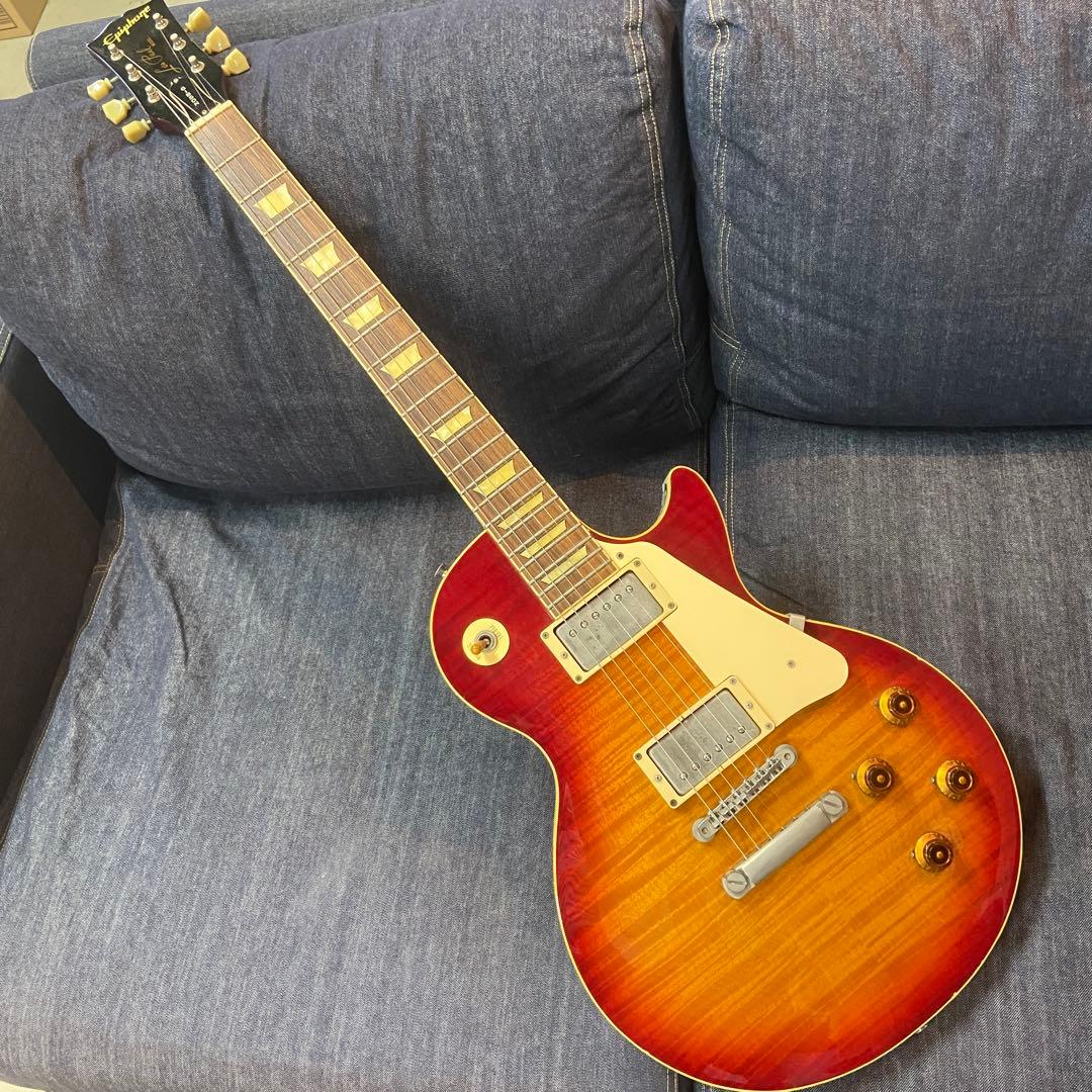 エピフォン　Epiphone⭐️レスポールモデル　GIBSONロゴ エレキギター
