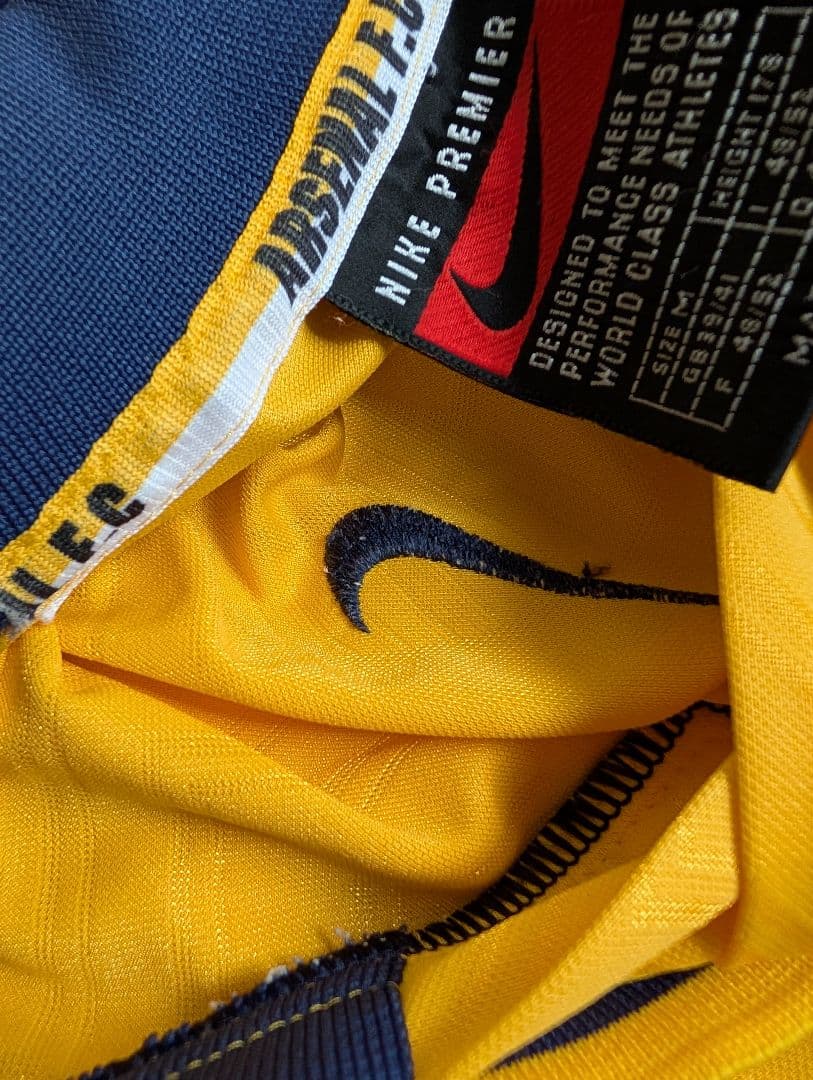 【希少・美品！】アーセナル/デニス・ベルカンプ/A/96-97シーズンモデル