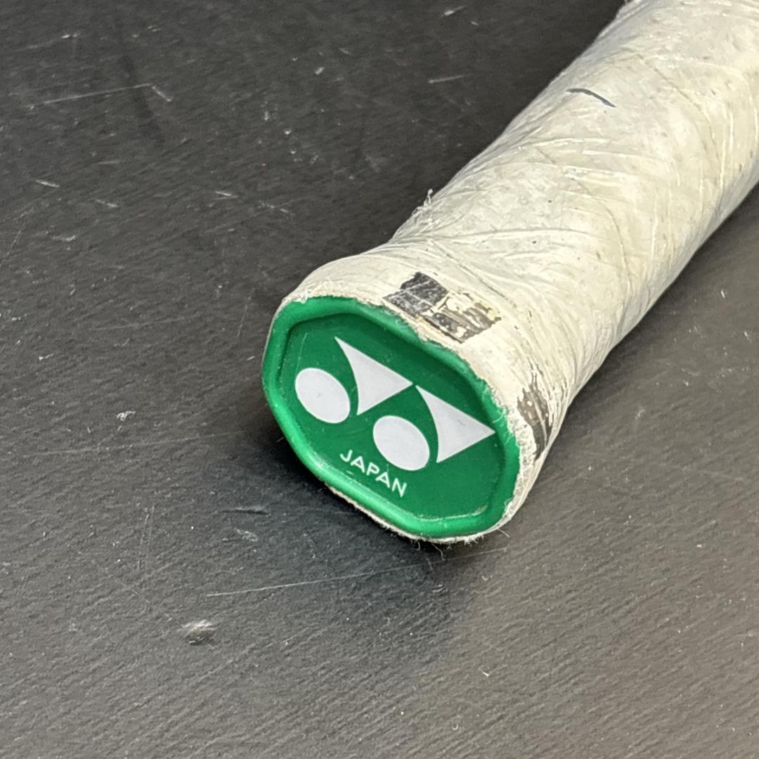 YONEX　ヨネックス　ASTROX　33　バトミントンラケット　ガット無し