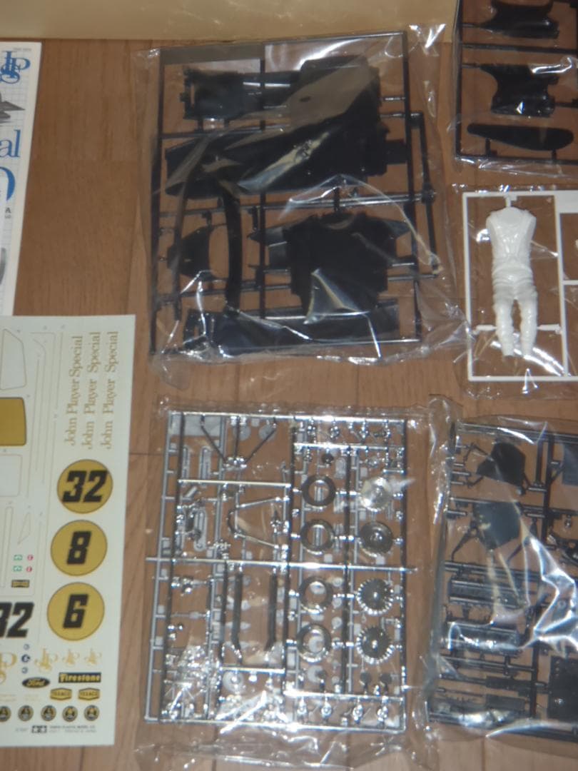 J.P.S. ロータス７２D　プラモデル　タミヤ　ビックスケール　フォーミュラ