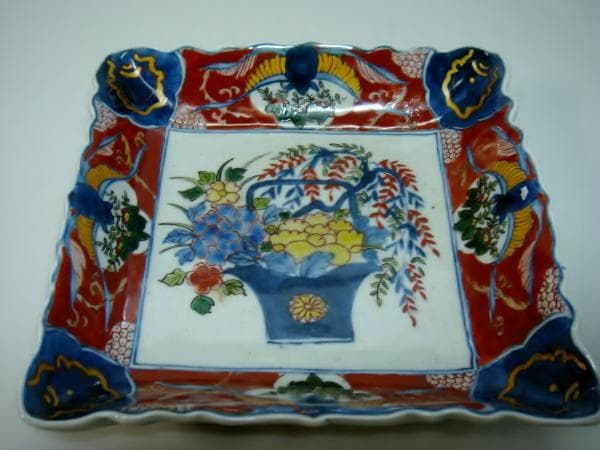 皿■渦福 明 色絵染付 四角皿 花篭 唐草 花尽くし 赤絵 時代物 骨董品■