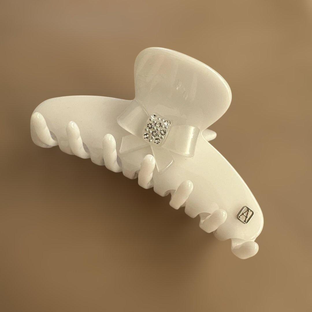 未使用　アレクサンドルドゥパリ　ホワイト リボン付き ヘアクリップ