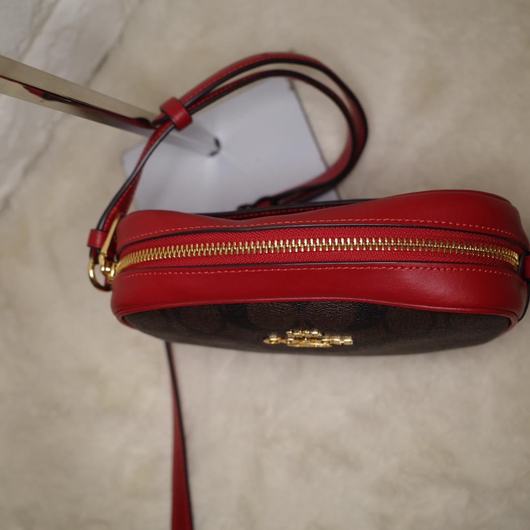 美品 COACH コーチ C9926 カメラバッグ ショルダー シグネチャー