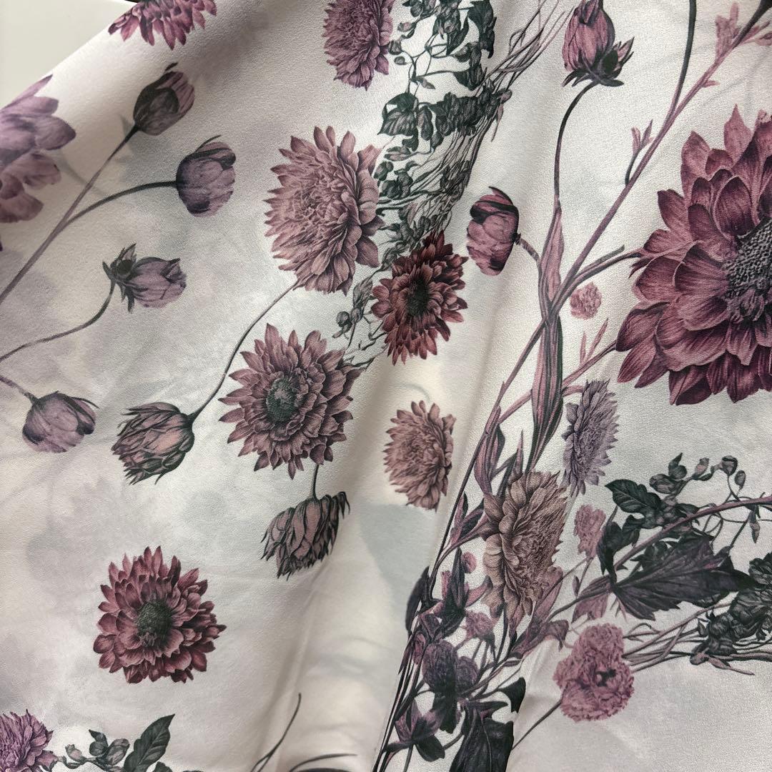 stina 花柄スカート