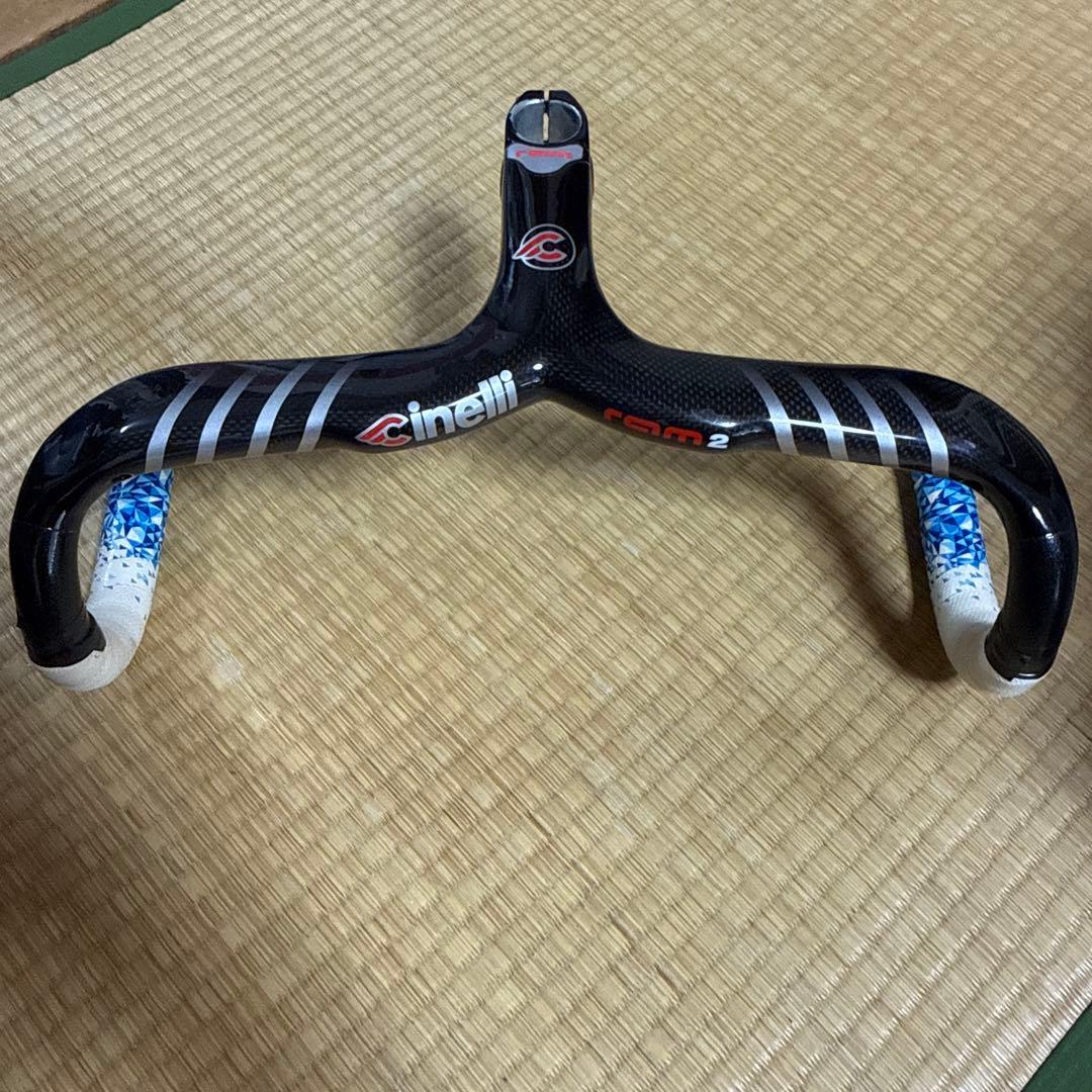 Cinelli420mm一体型カーボンハンドル
