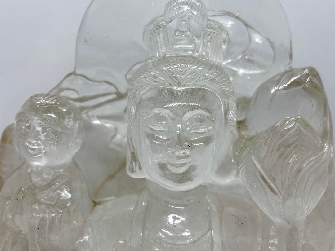 #★天然水晶★観音像 彫刻置物 木製台座付き