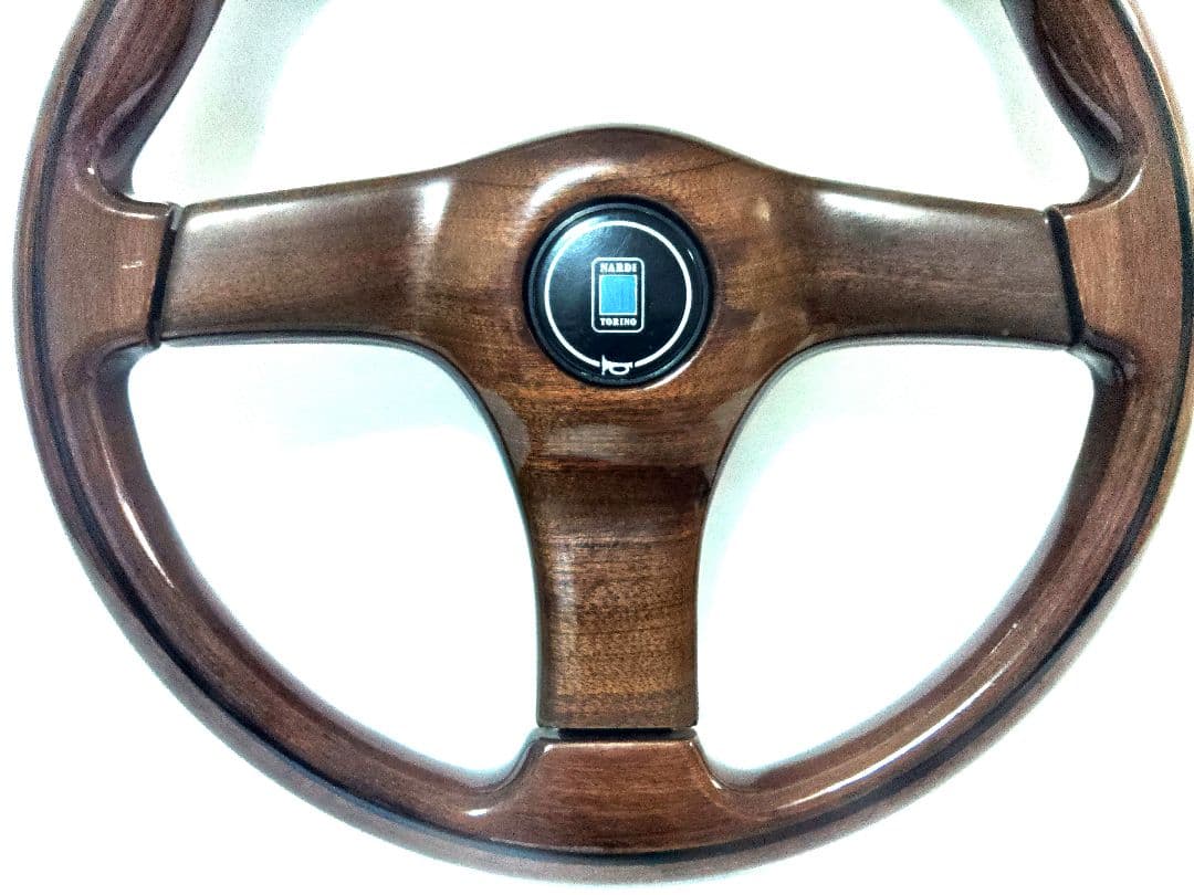 廃盤品　ナルディ ガラ3 タイプ3 マホガニー ホーンボタン付 希少