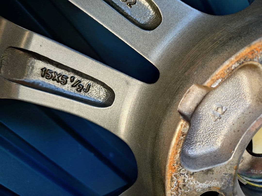 良品 185/60R15 2021 22年製 ヨコハマ スタッドレス 2本分①