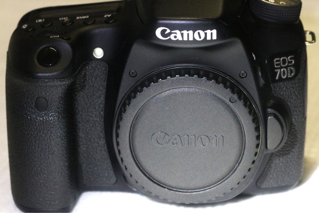 ⭐️極美品⭐️キヤノン　Canon EOS 70D ボディ