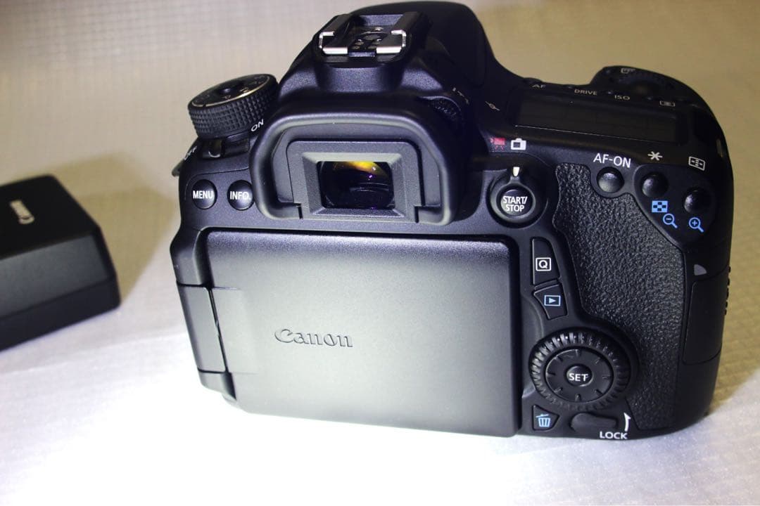 ⭐️極美品⭐️キヤノン　Canon EOS 70D ボディ