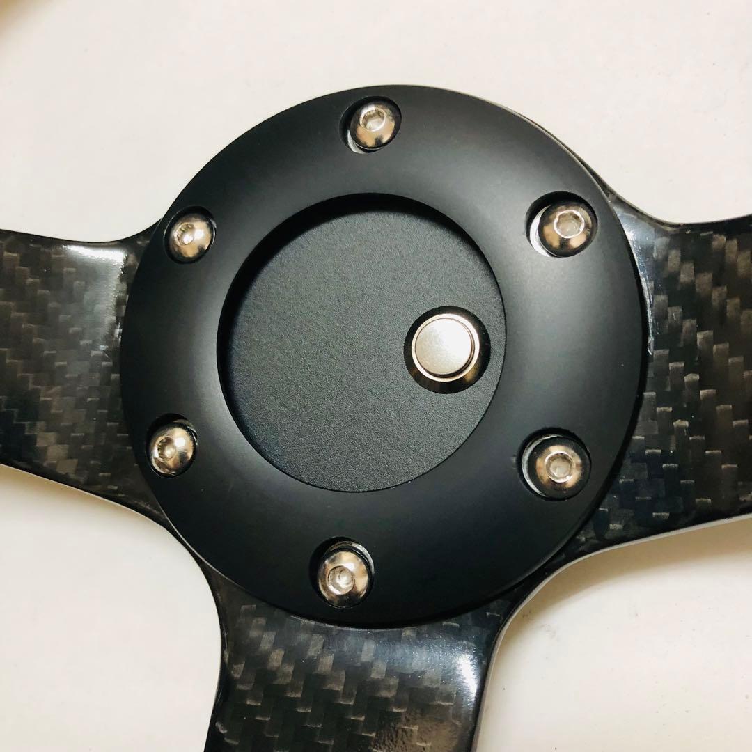 ドライカーボン3スポーク ステアリングホイールMOMOピッチ