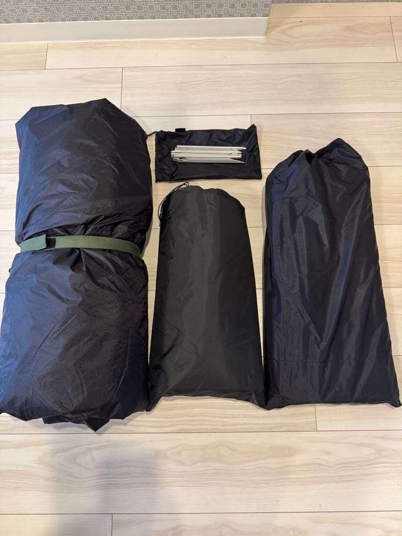 美品MINIMALWORKS ミニマルワークス シェルターG 2025 ブラック