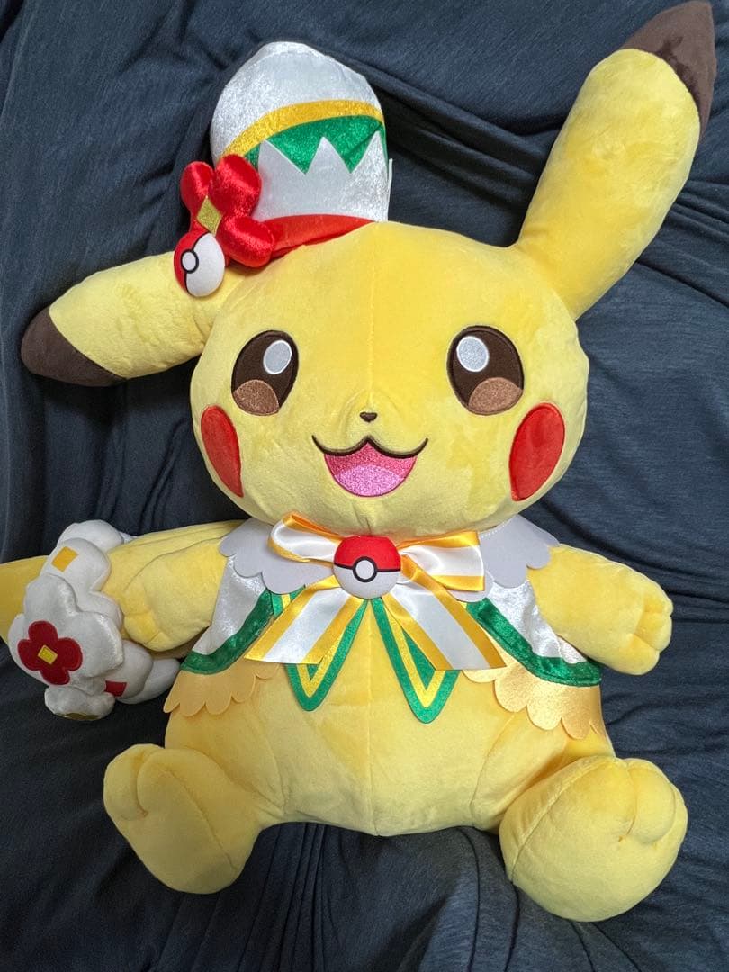 限定品　ポケパークカントー　ピカチュウ　等身大ぬいぐるみ　大