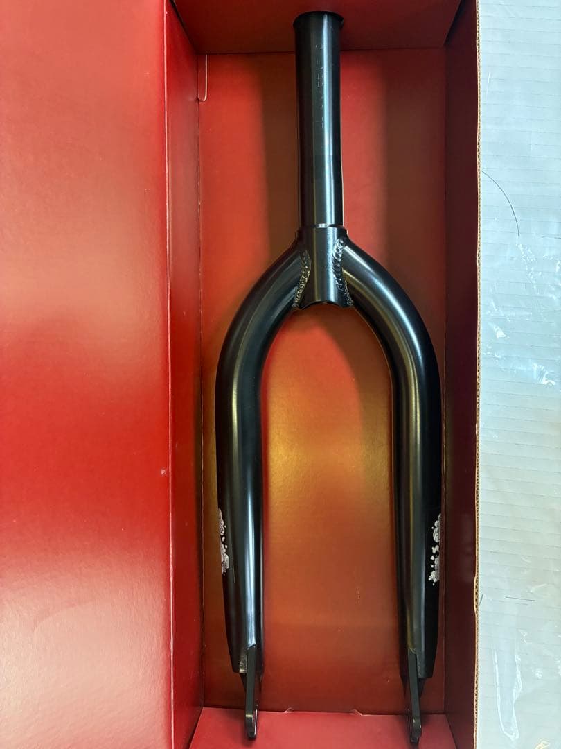 BMXフォーク「animal STREET Forks 15mm 」 アニマル