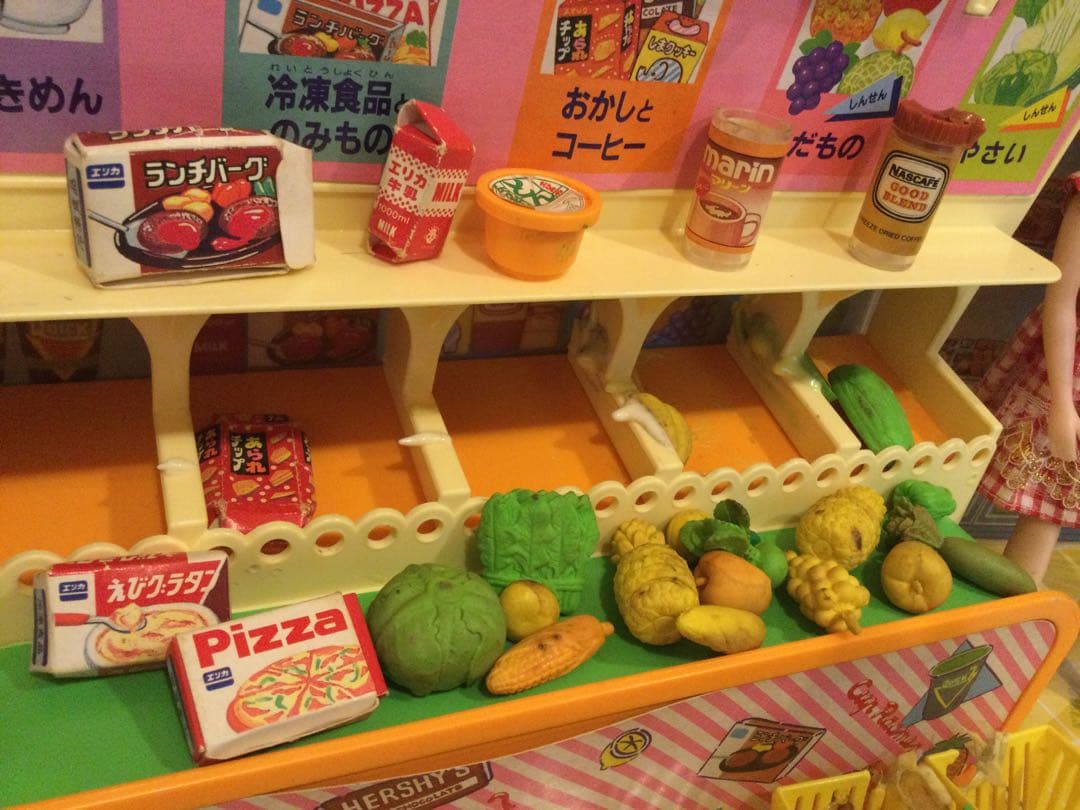 注目！旧タカラ　リカちゃんのおしゃべりストア　人形4体着き　昭和レトロ　ジャンク