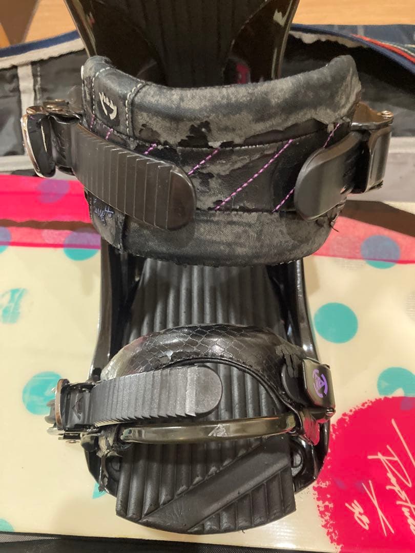 Ride スノーボードとバッグ チェック柄