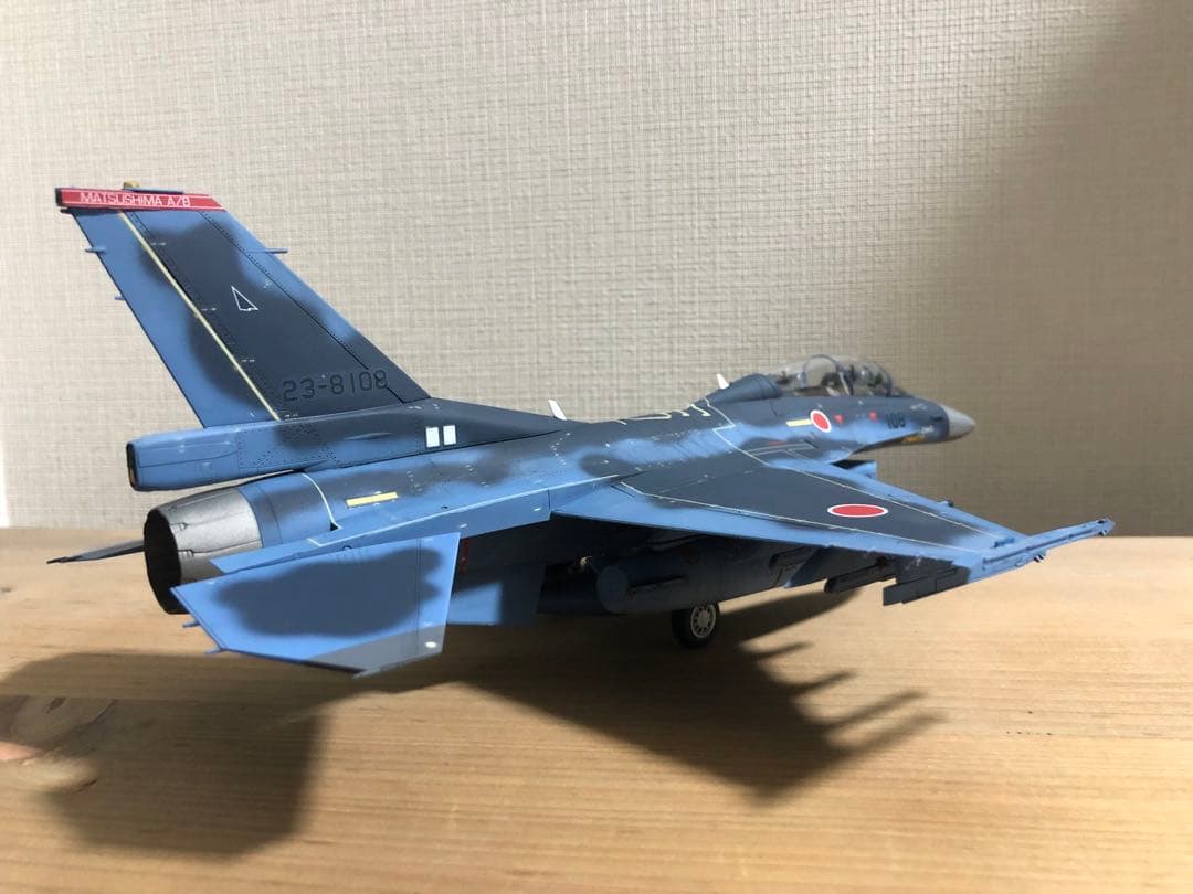 航空自衛隊　F-2B プラモデル
