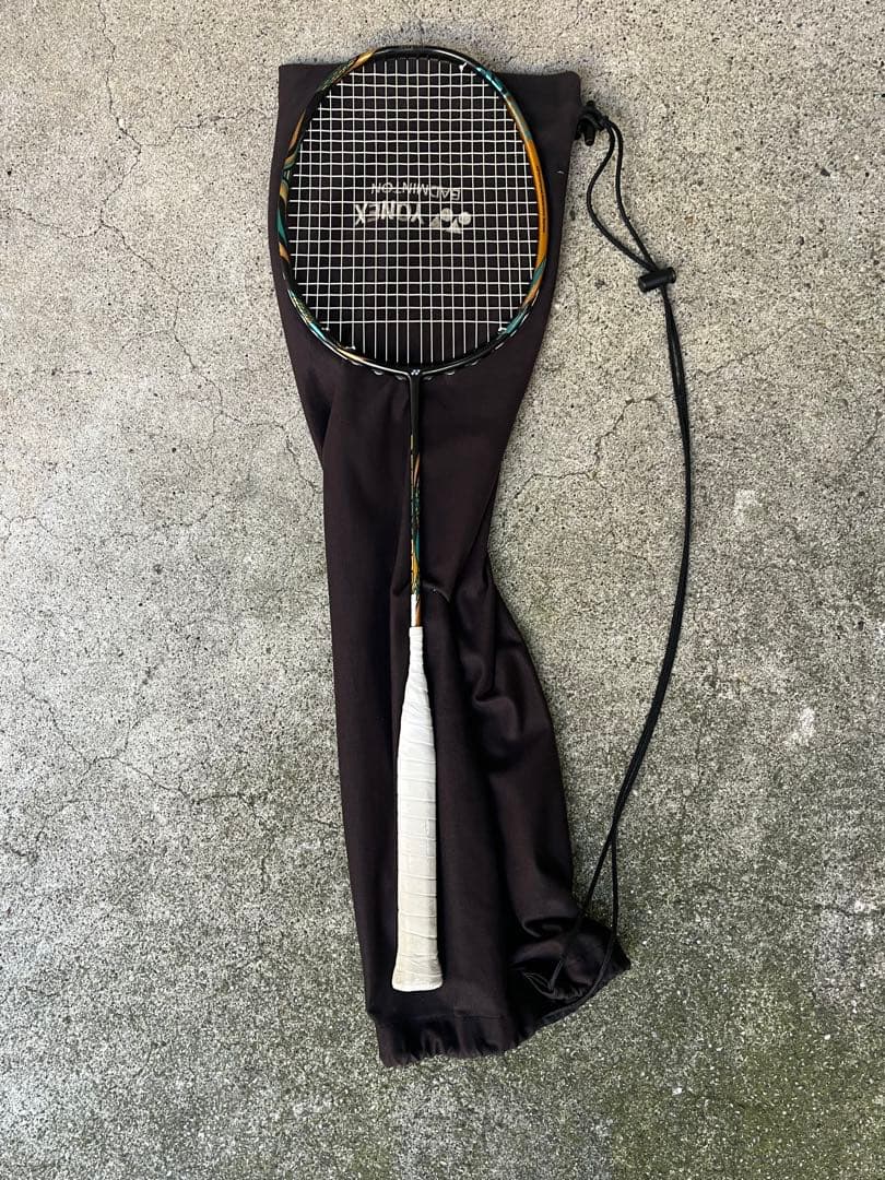 YONEX アストロクス88Dpro 廃盤 4UG5 ケース付き