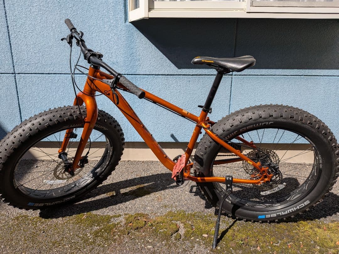 オレンジ ファットバイク CATEYE QUICK付き