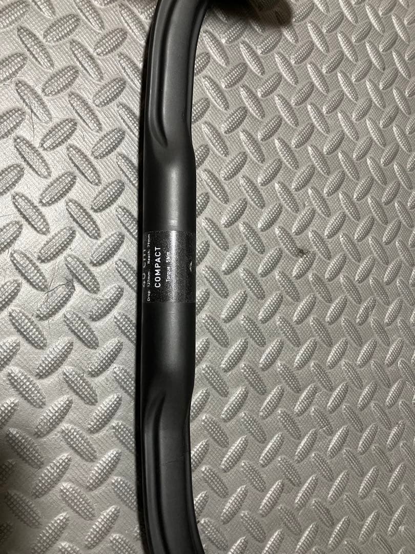 enve Compact 40cmエンヴィ　カーボン　ドロップハンドル