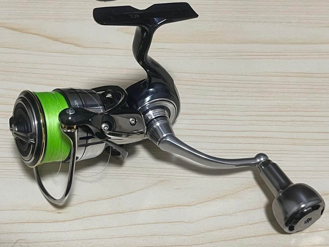【美品】Daiwa 19CERTATE LT2500S-XH スピニングリール