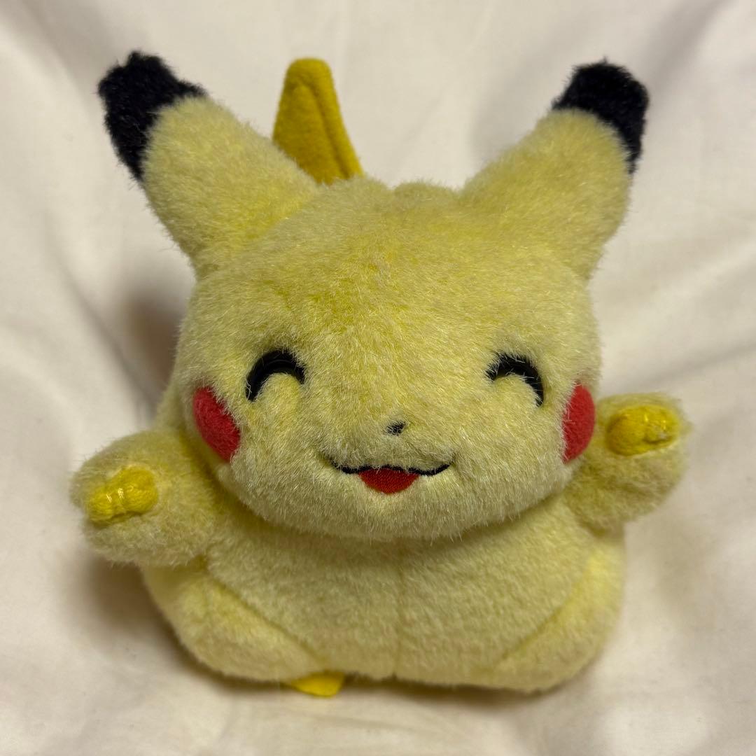 ポケモン　初期　ピカチュウ　ぬいぐるみ　笑顔 TOMY
