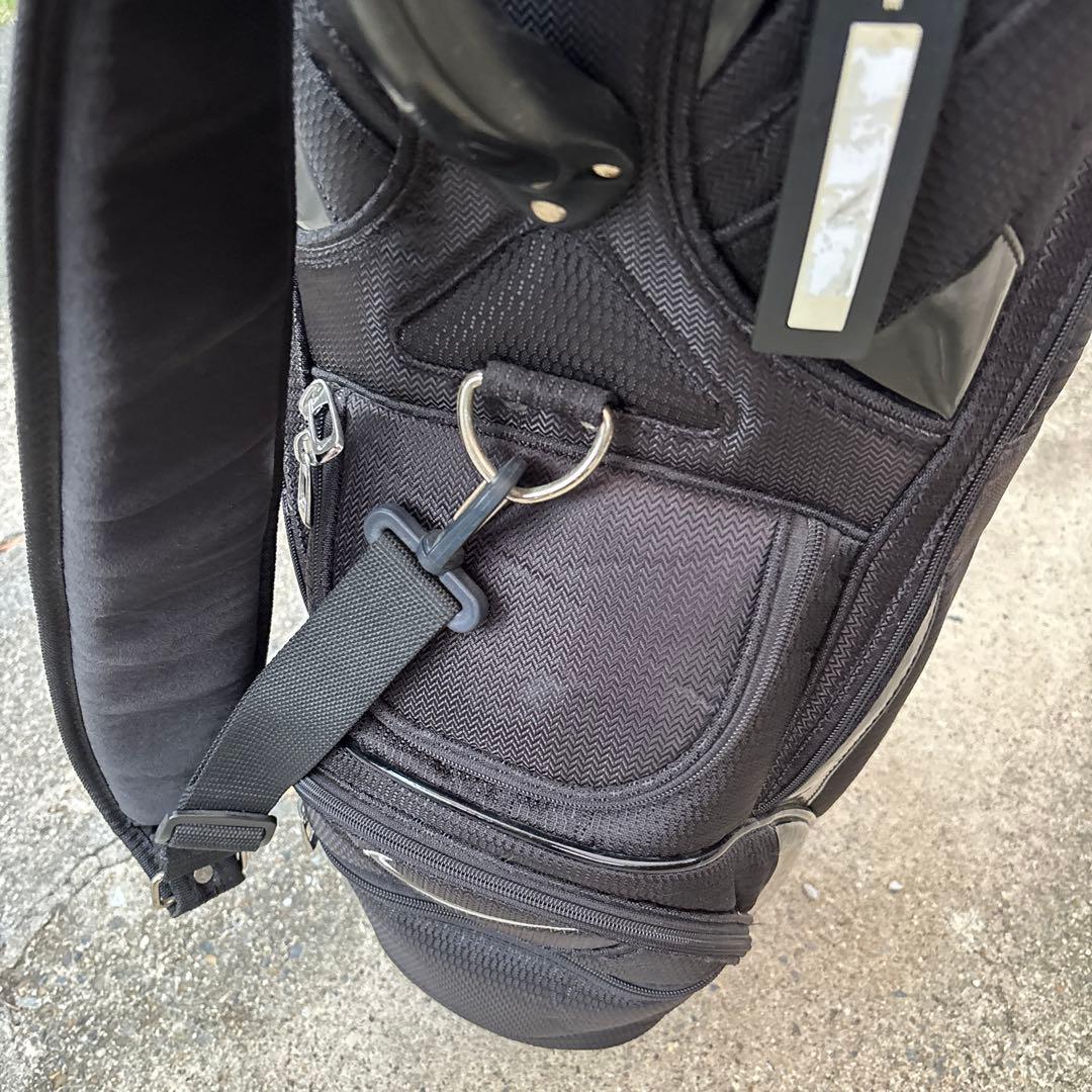 NIKE GOLF キャディバッグ エナメル ビッグロゴ 黒 ブラック 人気