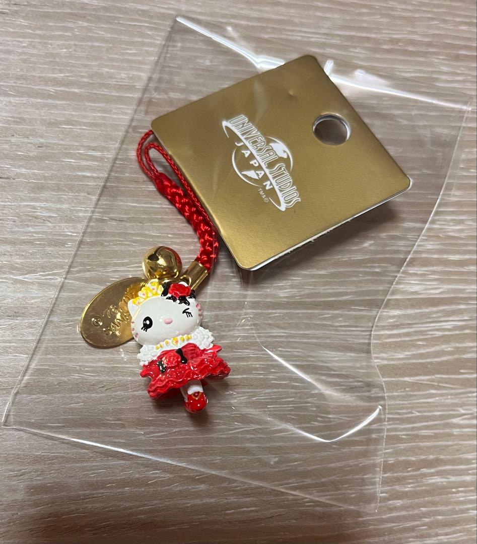 激レア◎USJ限定◎カラードレス(赤)キティ◎根付けストラップ