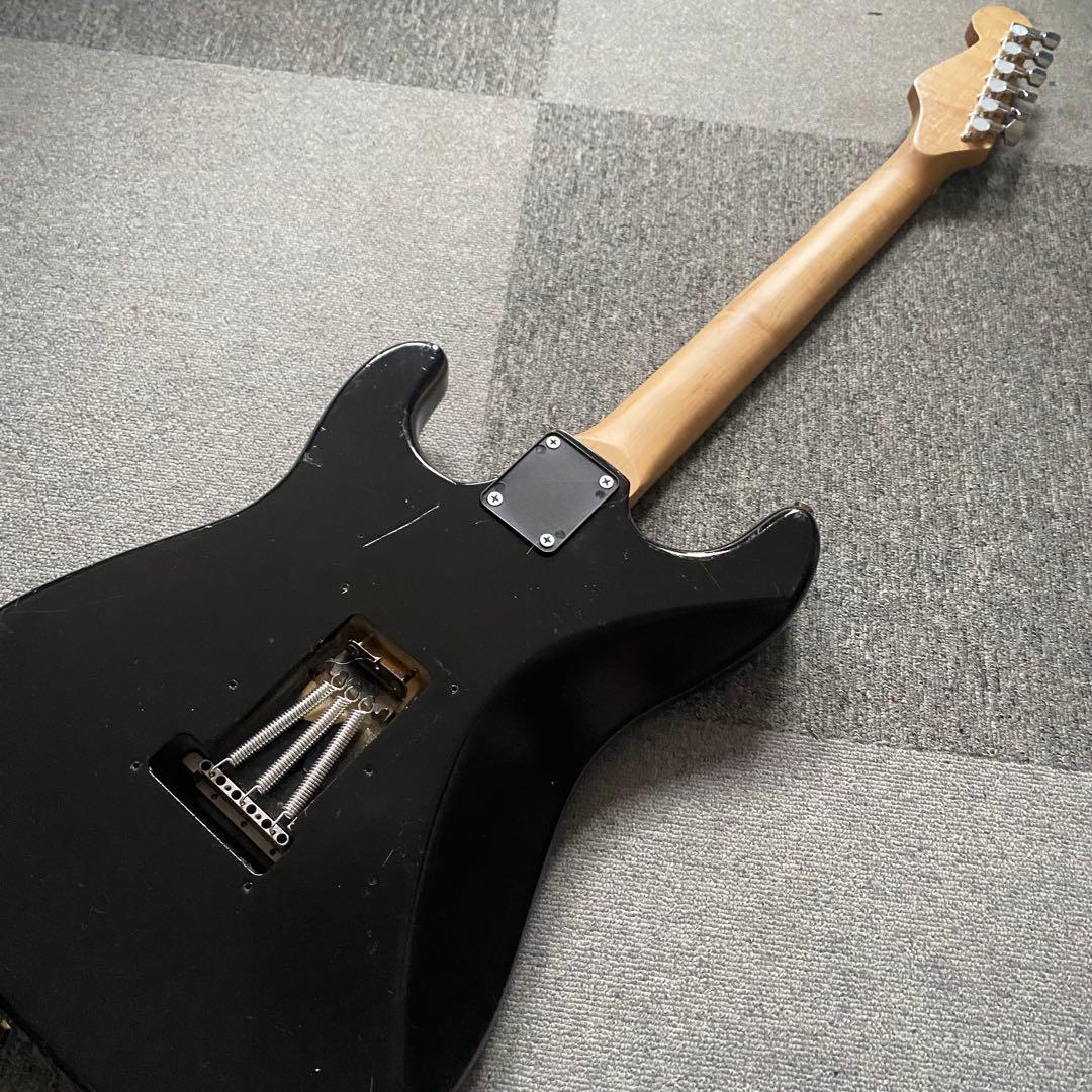 ストラトキャスター F社ロゴ ドット バディガイシグ コンポーネントギター