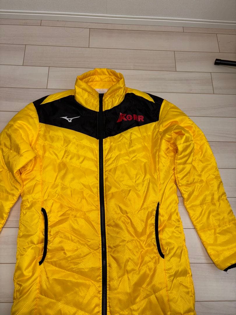 Mizuno 第100回箱根駅伝ジャケットとキャップ