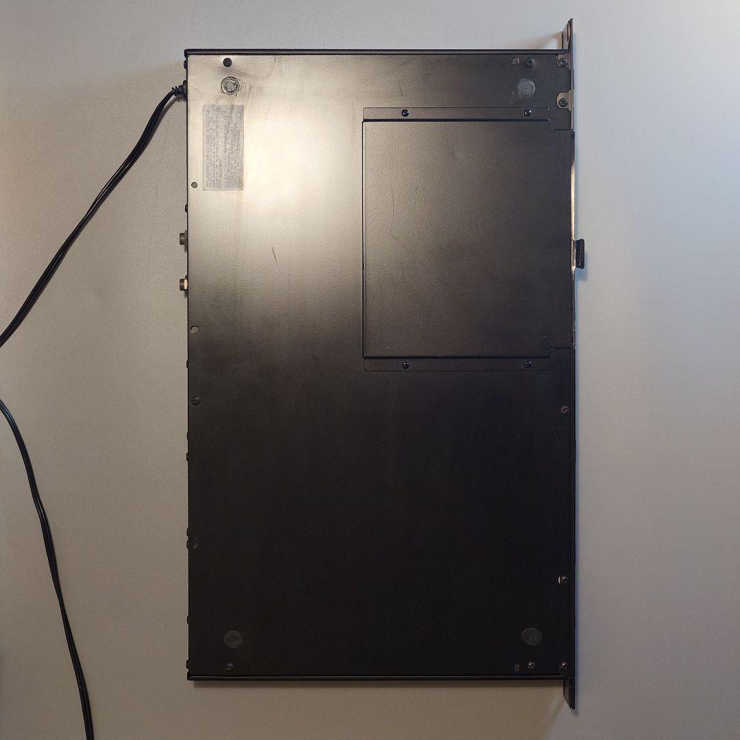 YAMAHA TX81Z（中古品）