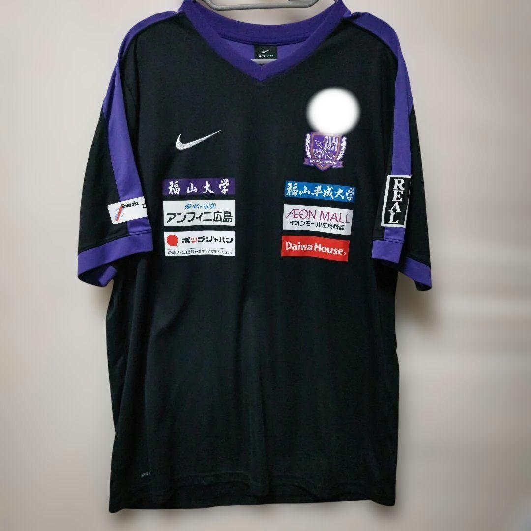 ナイキ　スポーツウェア　スポンサー　最終価格