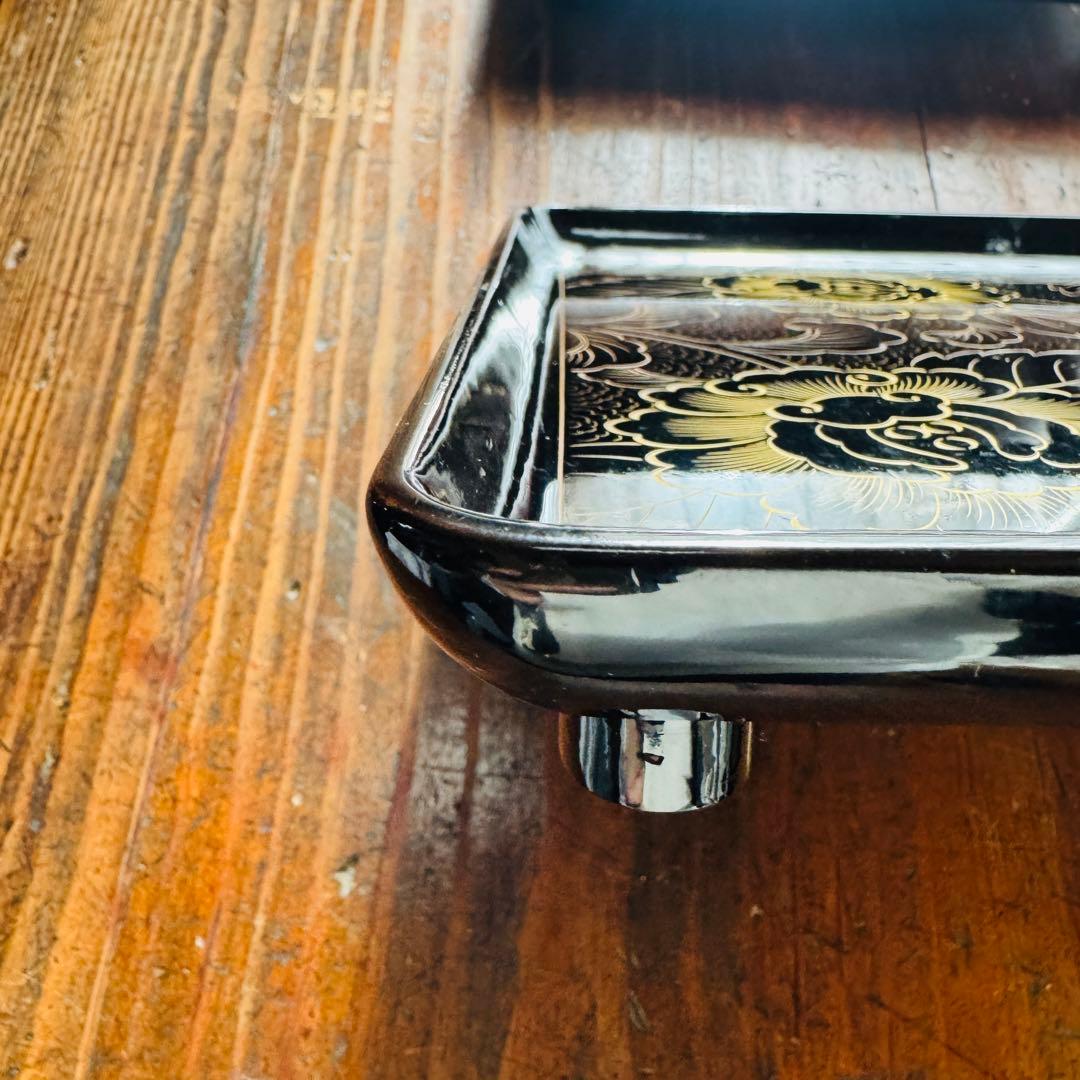 輪島塗 木製 四方盆　沈金花文　2膳　膳足堅地　御膳沈金 お正月　美術品　漆