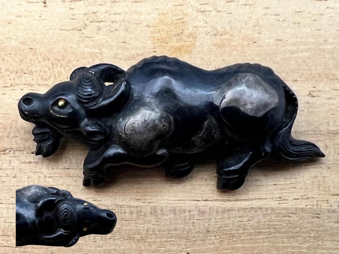 【海】江戸明治期　牛形　手彫　目貫　金具　金目　銅製鍍金　骨董品