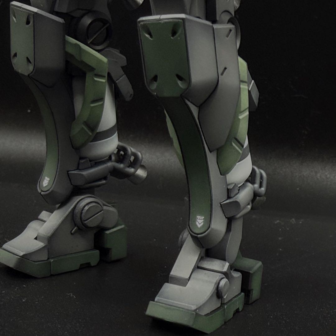 HG1/144ゲルググ　量産型　全塗装　完成品　ガンダムジークアクス　ジム
