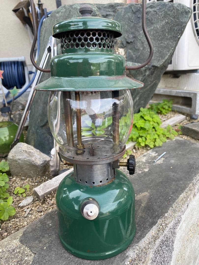 コールマン　ガソリンランタン　242C