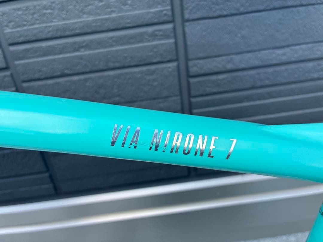 送料込み Bianchi VIA NIRONE 7 DISC SORA 2024