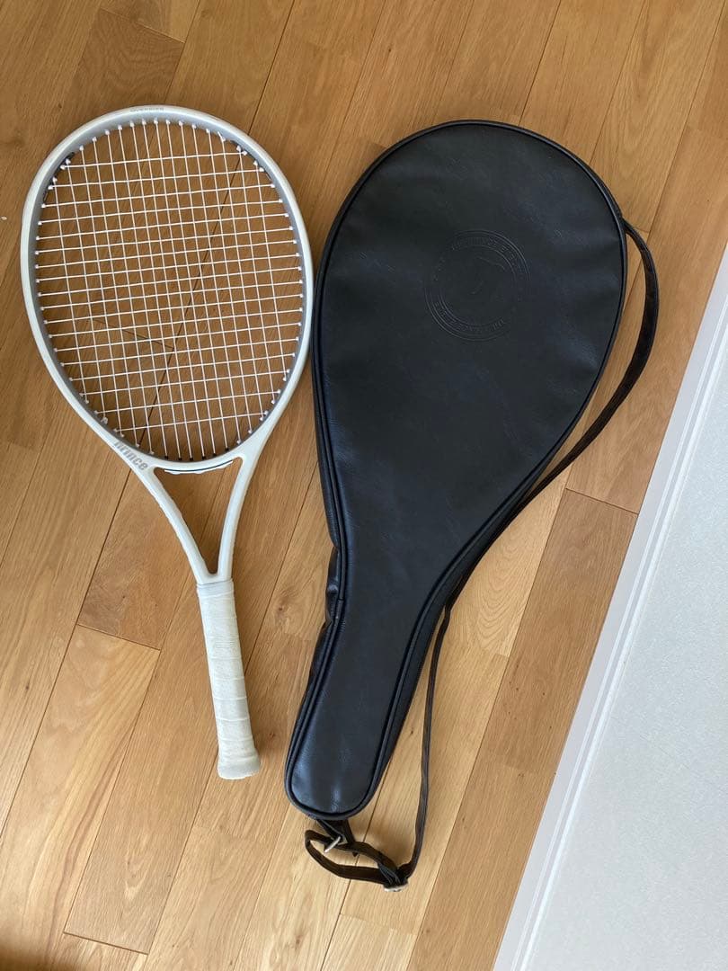 テニスラケット プリンス　エンブレム110 ホワイト ケース付き
