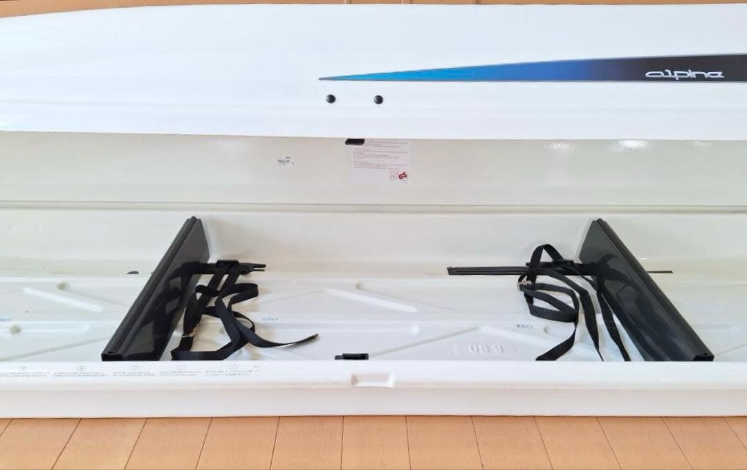 【美品】THULE ジェットバック　ルーフボックス　スノーボードキャリア