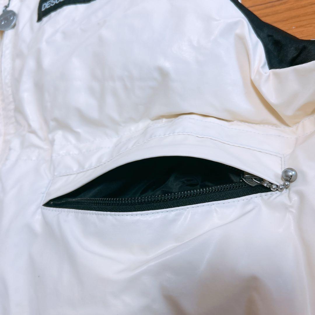 デサント　スキーウェア　黒×白　ブラック×ホワイト　レディース　スノーボード