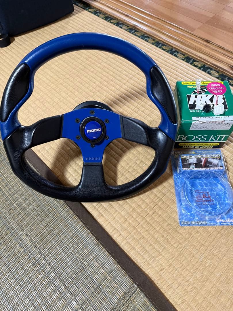 momo ステアリング 350mm 青黒 + HKB BOSS OT-250