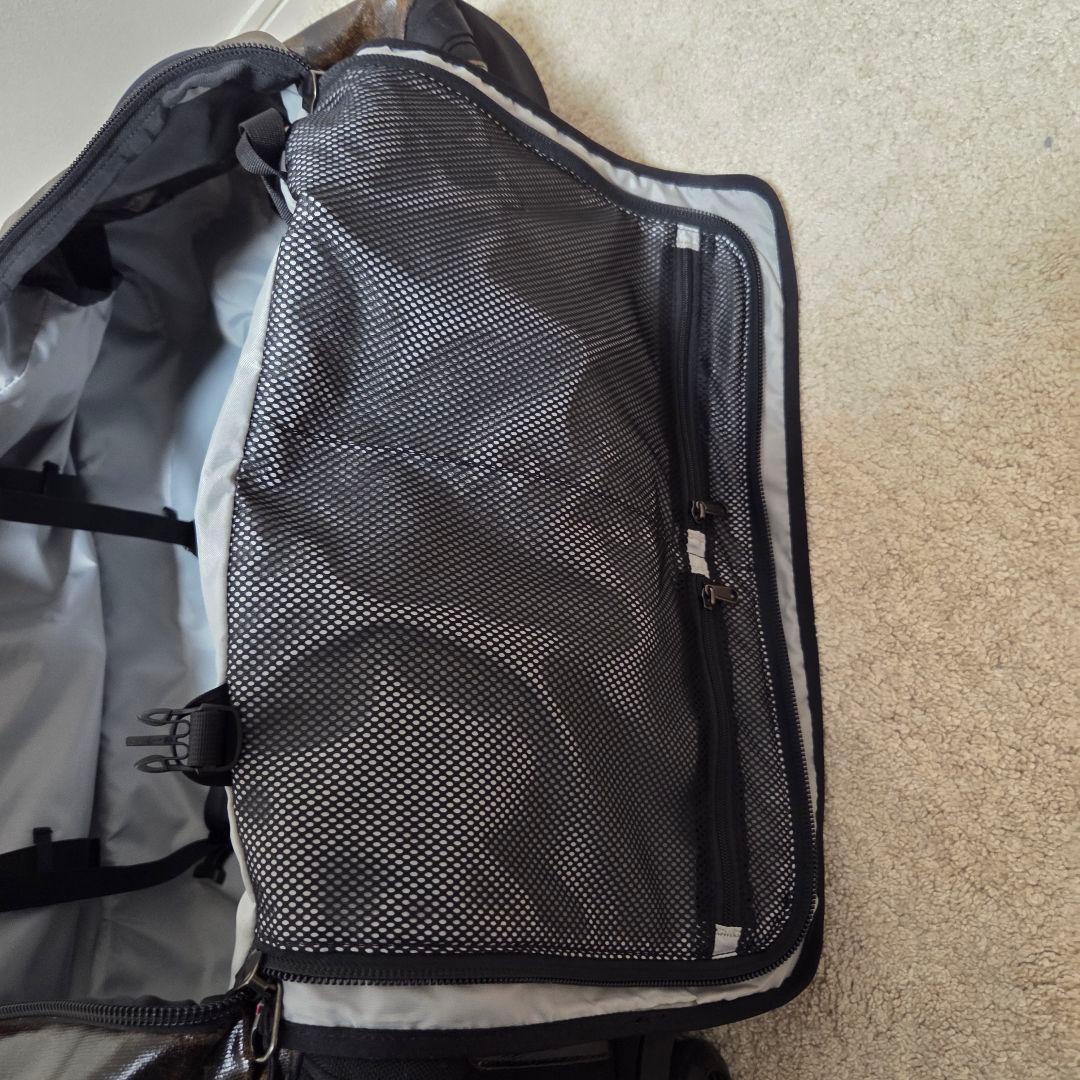 【Hiro】Patagonia ブラックホール ウィールドダッフル 100