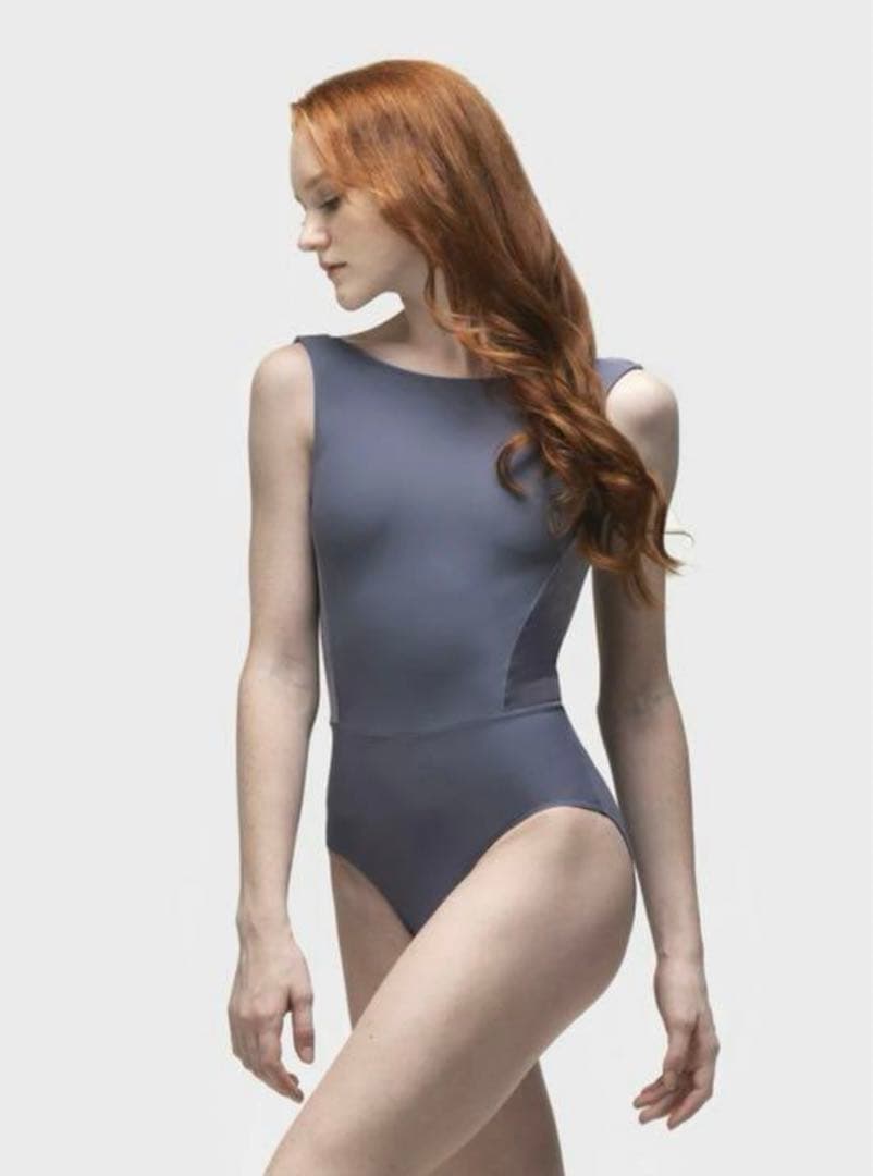 1000円お値下げ！eleve ベロアコンビ レオタードM